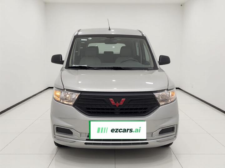 Wuling Hongguang V 2022 1.5L LAR photo 2