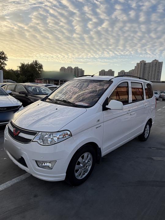 Wuling Hongguang 2015 1.5L S Base China V
