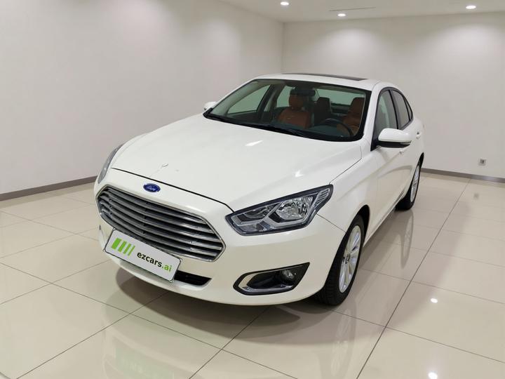 Escort 2015 1.5L AT Fashion