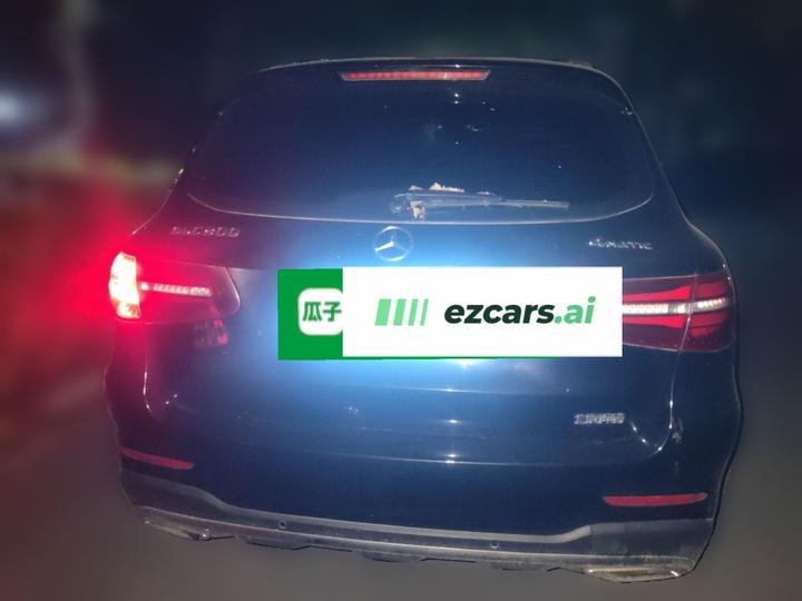 GLC 2018 Facelift GLC 200 4MATIC photo 5