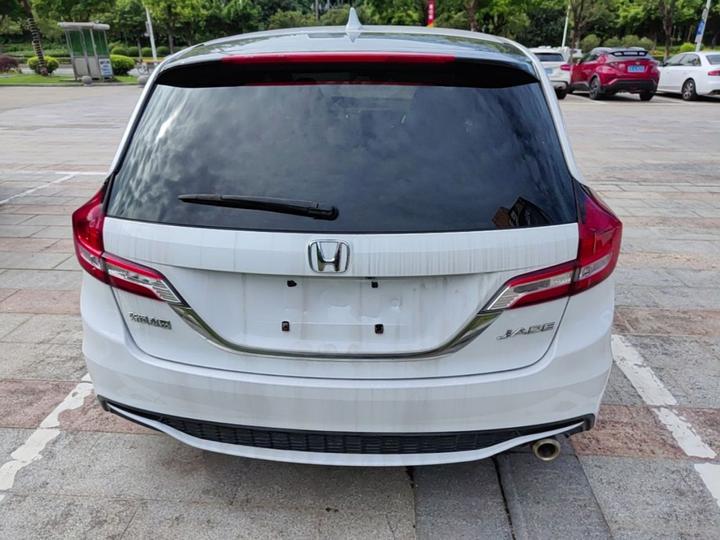 Jade 2017 1.8L AT Comfort 5-Seater photo 3