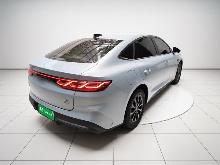 Qin L 2025 DM-i ADAS 80KM Leading photo 6