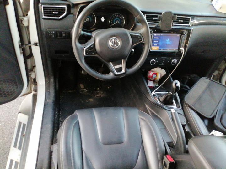 Fengon 580 2017 1.8L MT Comfort photo 7
