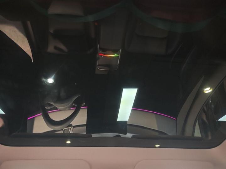 Model Y 2023 RWD photo 7