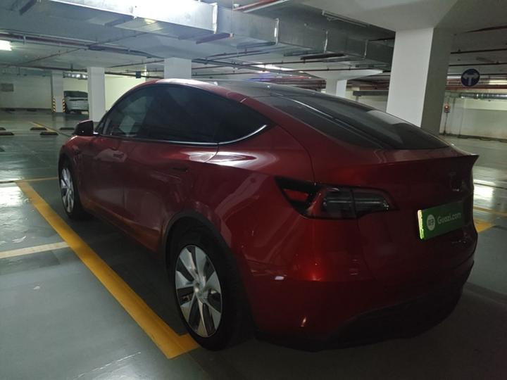 Model Y 2022 RWD photo 4