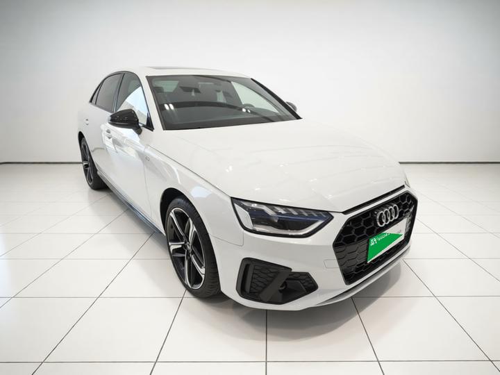 A4L 2024 40 TFSI Luxury Dynamic photo 3