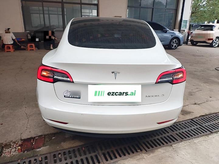 Model 3 2020 Standard Range RWD Upgraded photo 3