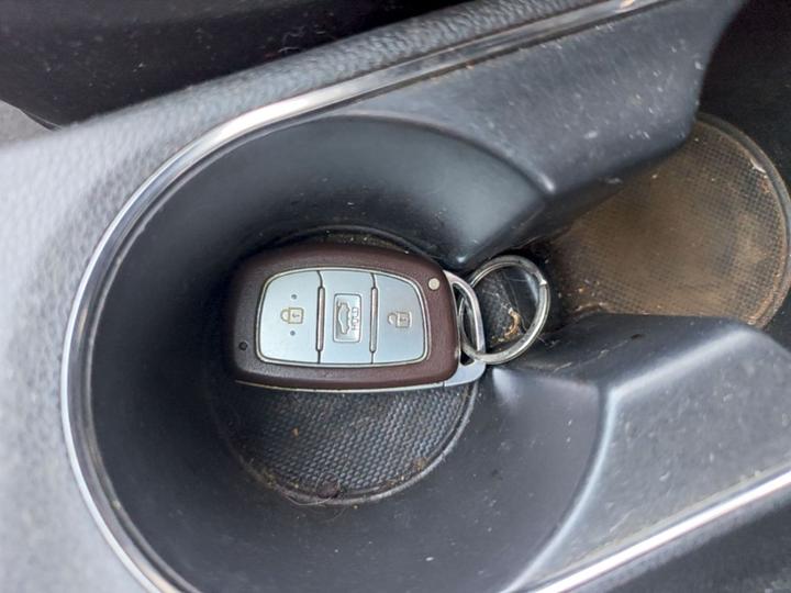 Elantra 2016 1.6L AT Smart Elite photo 8