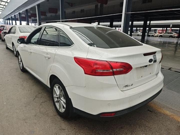 Focus 2017 Sedan EcoBoost 180 AT Elite photo 4