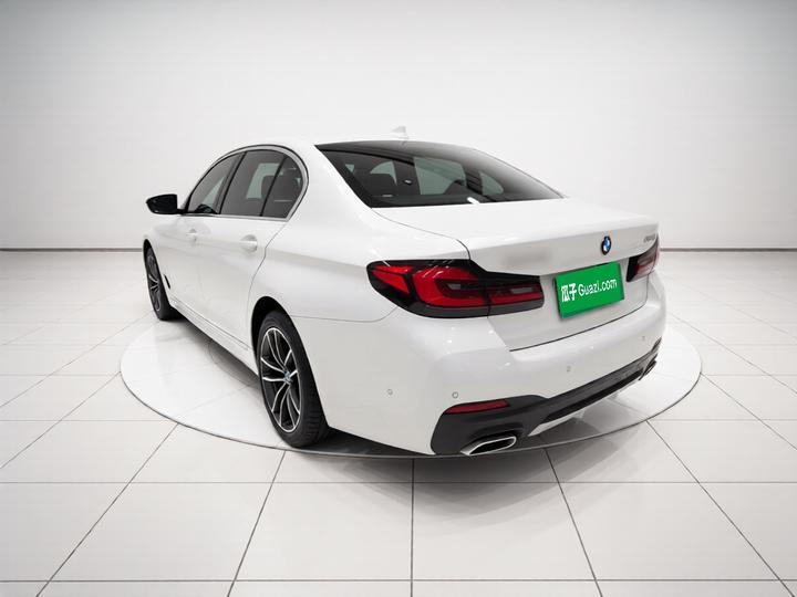 5 Series 2022 Facelift 525Li M Sport Package photo 4