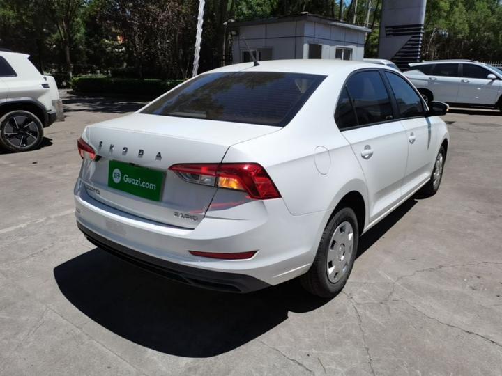 Rapid 2020 1.5L MT Standard photo 4