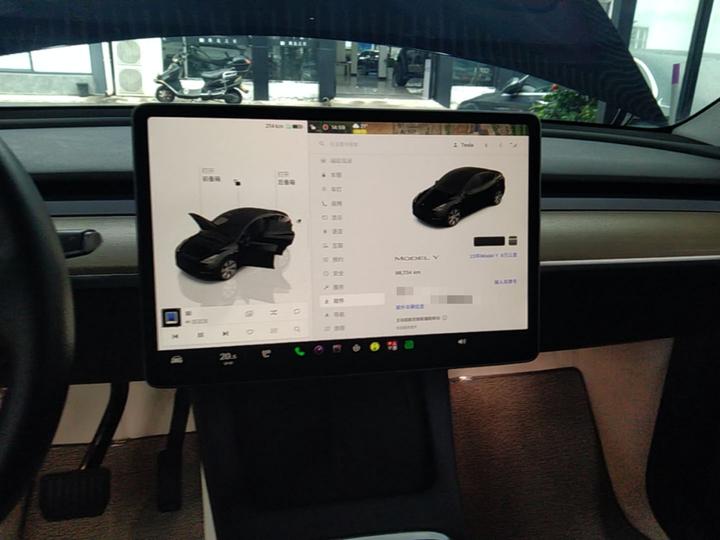 Model Y 2022 Facelift RWD photo 4