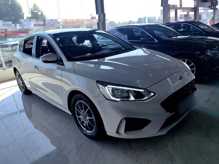 Focus 2020 Hatchback EcoBoost 180 AT photo 3