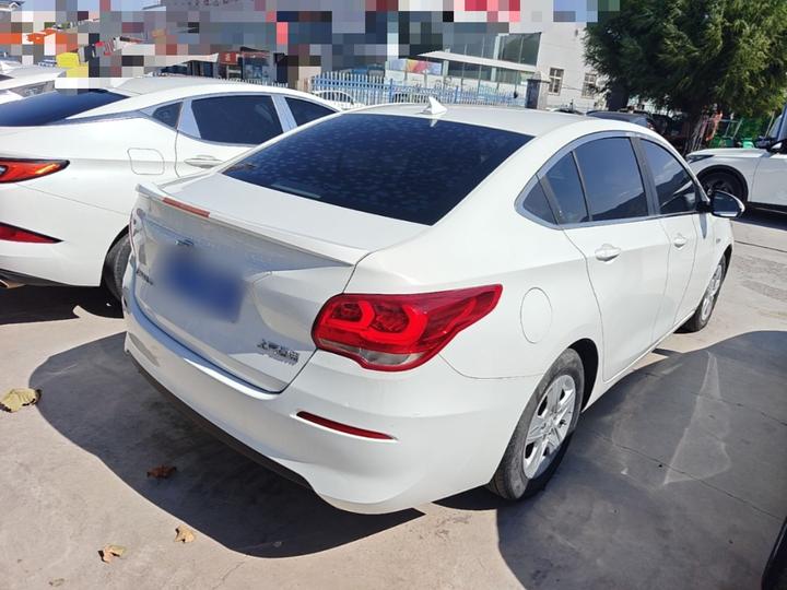 Cavalier 2019 320 MT photo 6