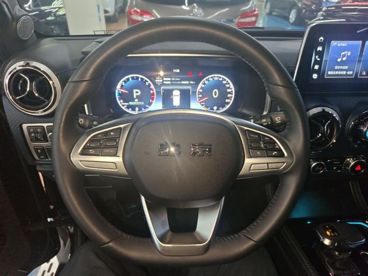 BJ40 2024 2.0T Honor photo 2