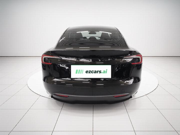 Model 3 2023 RWD photo 3