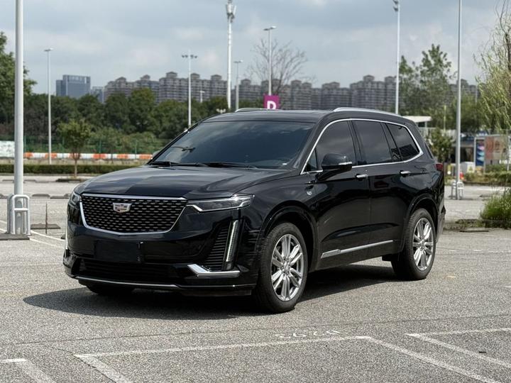 XT6 2022 2.0T 7-Seater AWD Luxury Standard