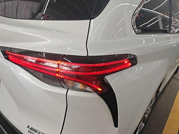 Sienna 2024 2.5L Hybrid Premium photo 7