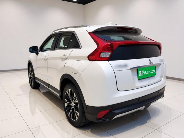 Eclipse Cross 2021 1.5T CVT RWD photo 4