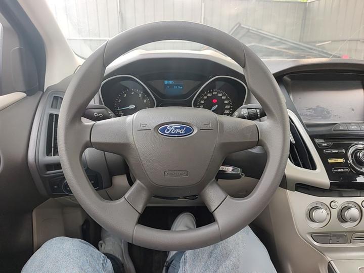 Focus 2012 Sedan 1.6L AT Comfort photo 6