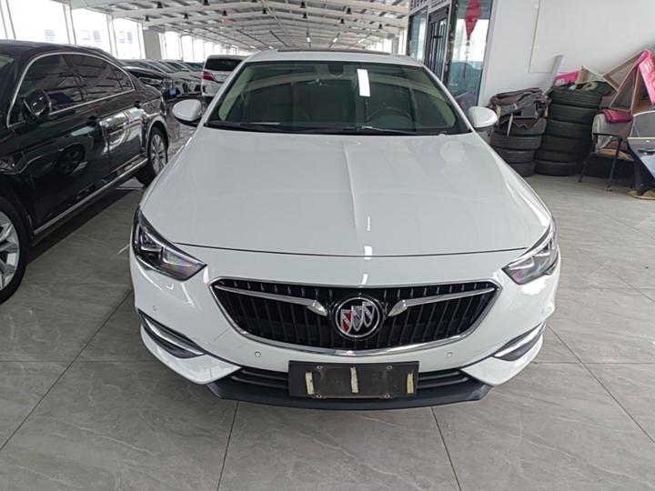 Regal 2019 Facelift 20T Luxury China VI photo 2