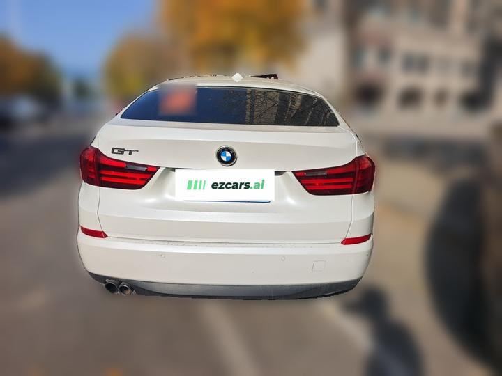 5 SeriesGT 2015 528i Leading photo 5