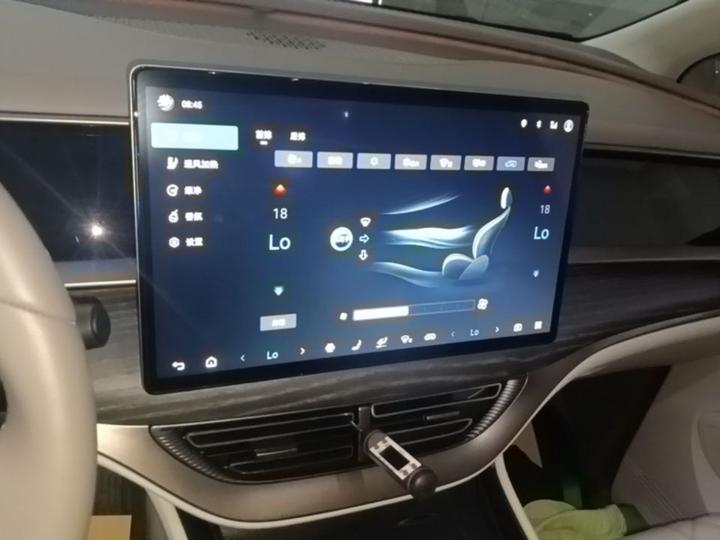 D9 2022 DM-i 970 AWD Flagship photo 8