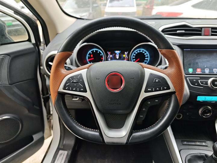 Yuan 2017 1.5L MT photo 6