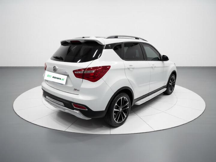 CS35 2017 1.5T MT Luxury Sport photo 4