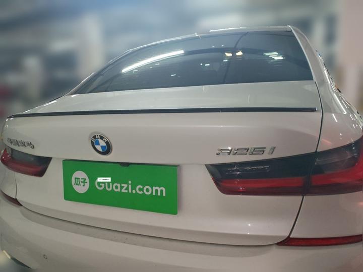 3 Series 2022 325i M M Sport Night Package photo 5