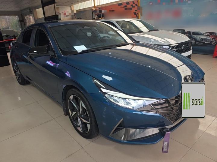 Elantra 2021 240TGDi DCT LUX Premium photo 3