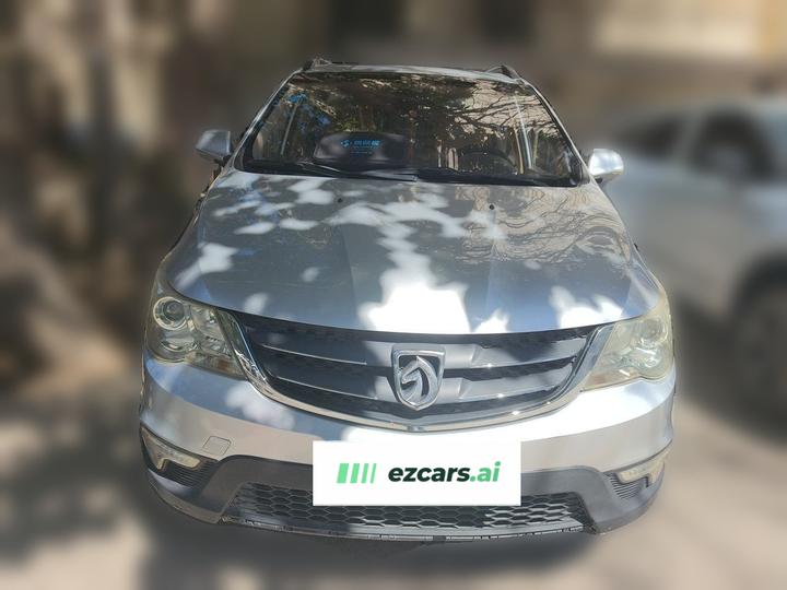 730 2014 1.5L MT Luxury ESP 7-Seater photo 2