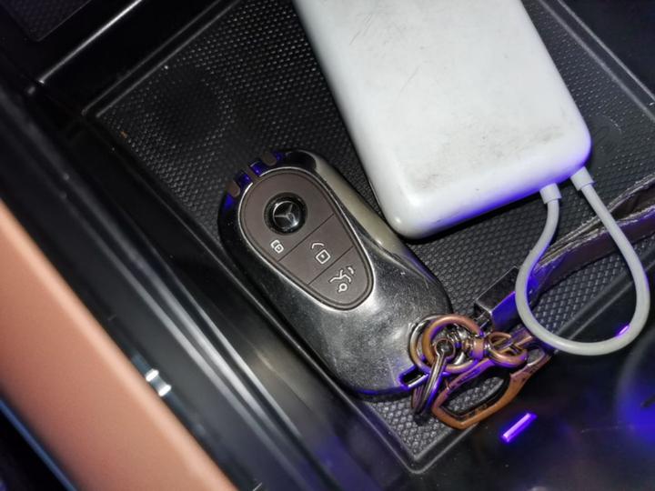 C-Class 2025 C 200 L Sport photo 8