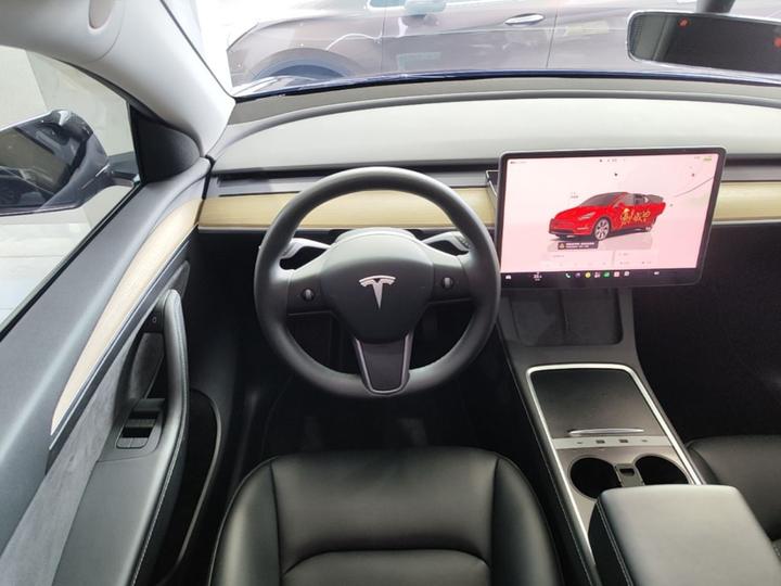 Model Y 2022 Facelift RWD photo 5