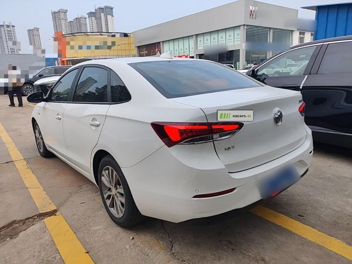 Excelle 2019 18T AT Elite China VI photo 4
