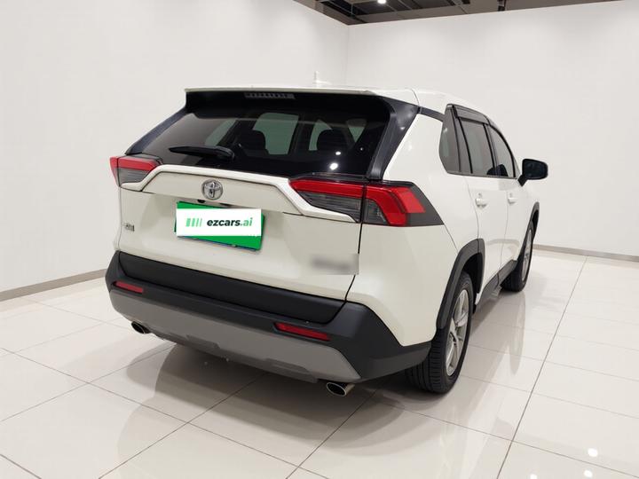 RAV4 2020 2.0L CVT RWD photo 6