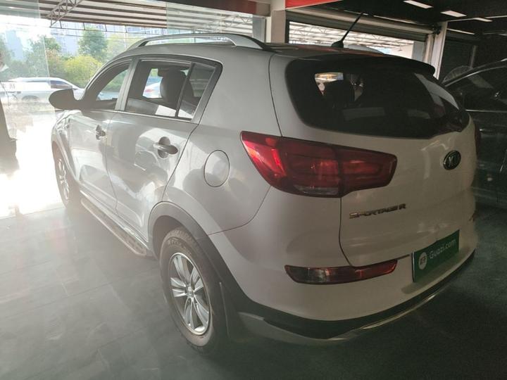 Sportage 2016 2.0L AT RWD GL photo 4