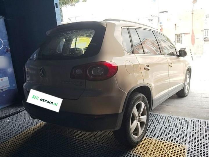 Tiguan 2012 1.8TSI AT AWD photo 4