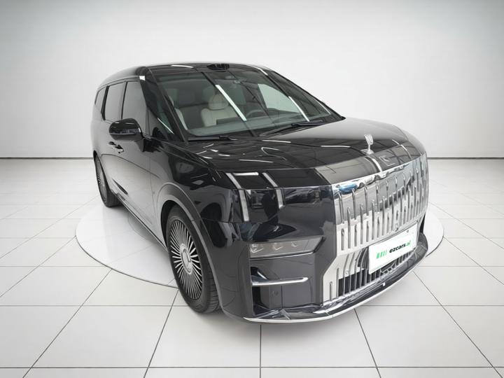 009 2024 7-Seater AWD 108kWh photo 3
