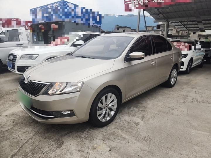 Rapid 2019 1.5L AT Comfort China VI