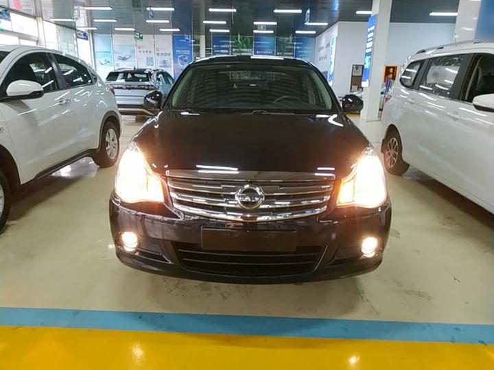 Sylphy 2012 Classic 1.6XE AT Comfort photo 2