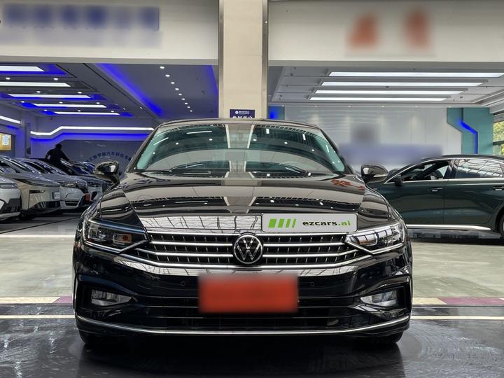 Magotan 2023 200 Anniversary Edition 280TSI DSG Comfort photo 2