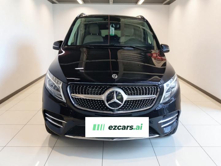 V-Class 2022 V 260 L Long Wheelbase Luxury photo 2