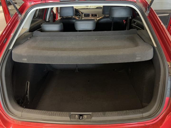 2015 1.6L AT Comfort photo 8