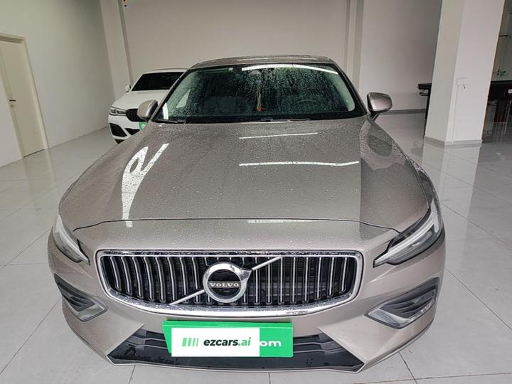S60 2021 T4 Luxury photo 2