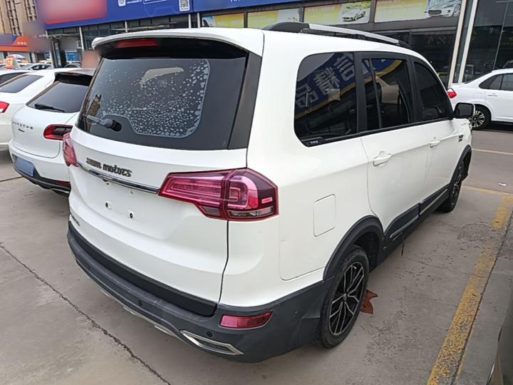SWM X3 2020 1.5L MT Value 7-Seater photo 4