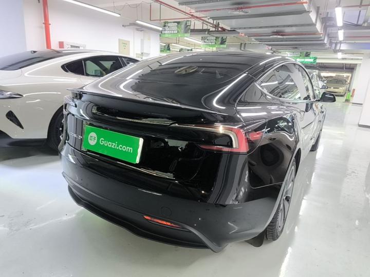 Model 3 2023 Long Range AWD photo 4