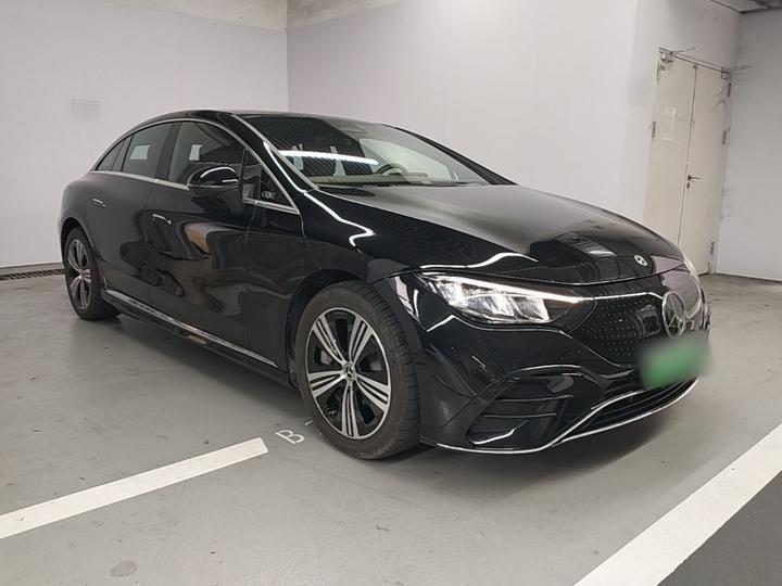 EQE 2025 500 4MATIC photo 3