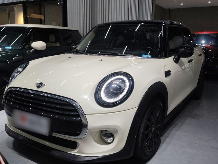 2018 1.5T COOPER Classic 5-Door