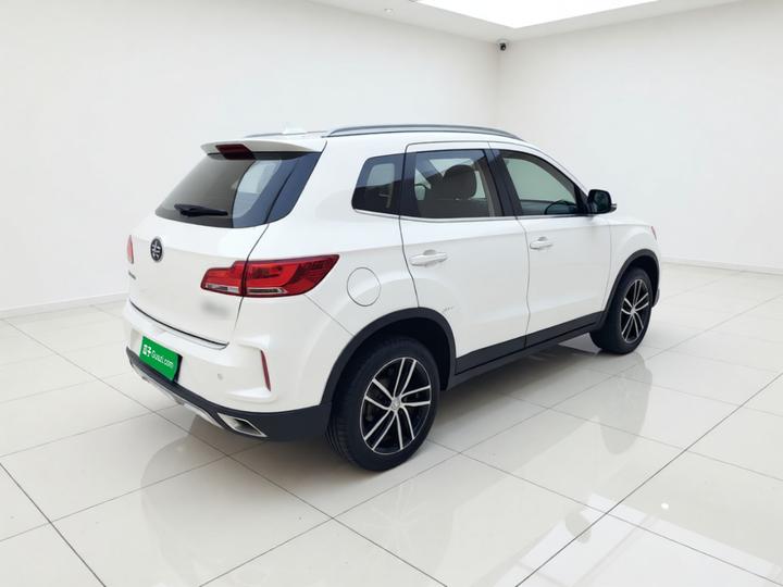 Bestune X40 2017 1.6L MT Luxury photo 5